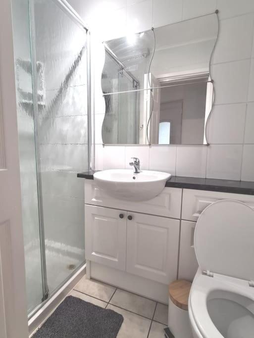 Апартаменты Cosy Self Contained Annexe Бодмин Экстерьер фото